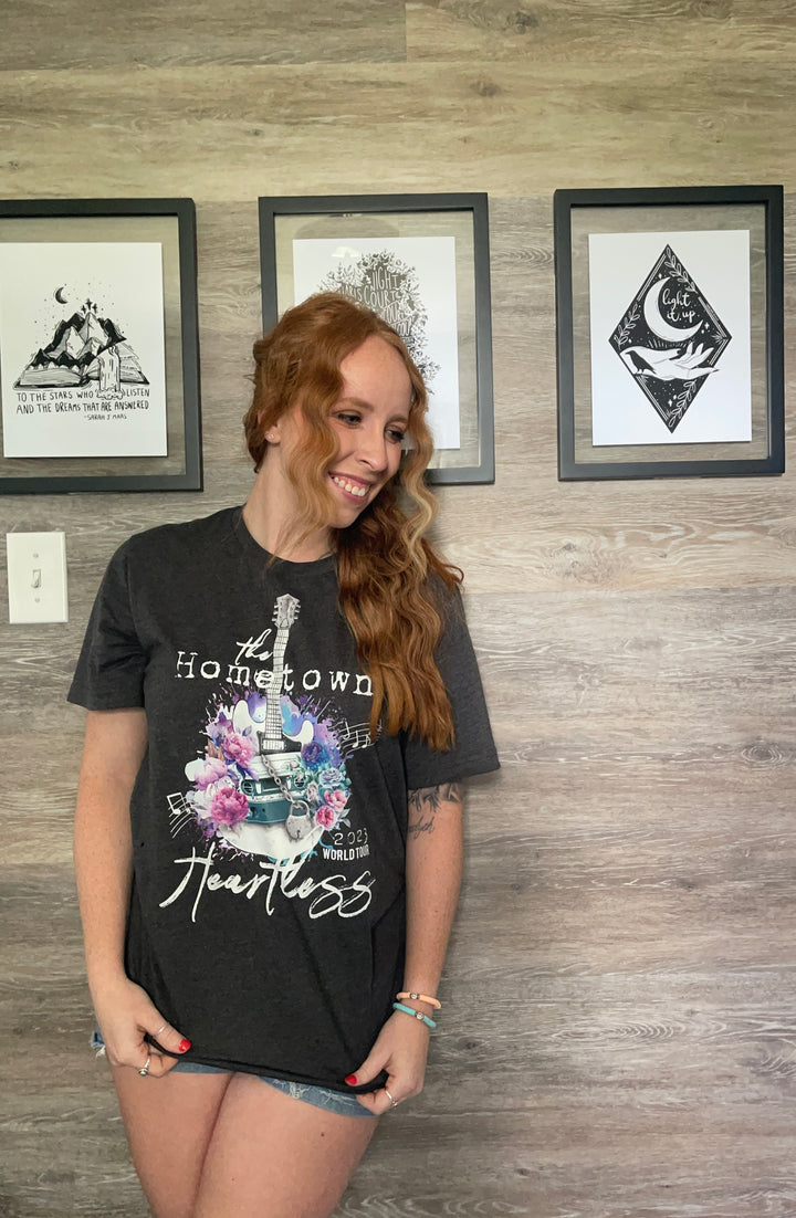 Brit Benson- Camiseta unisex de la gira Hometown Heartless