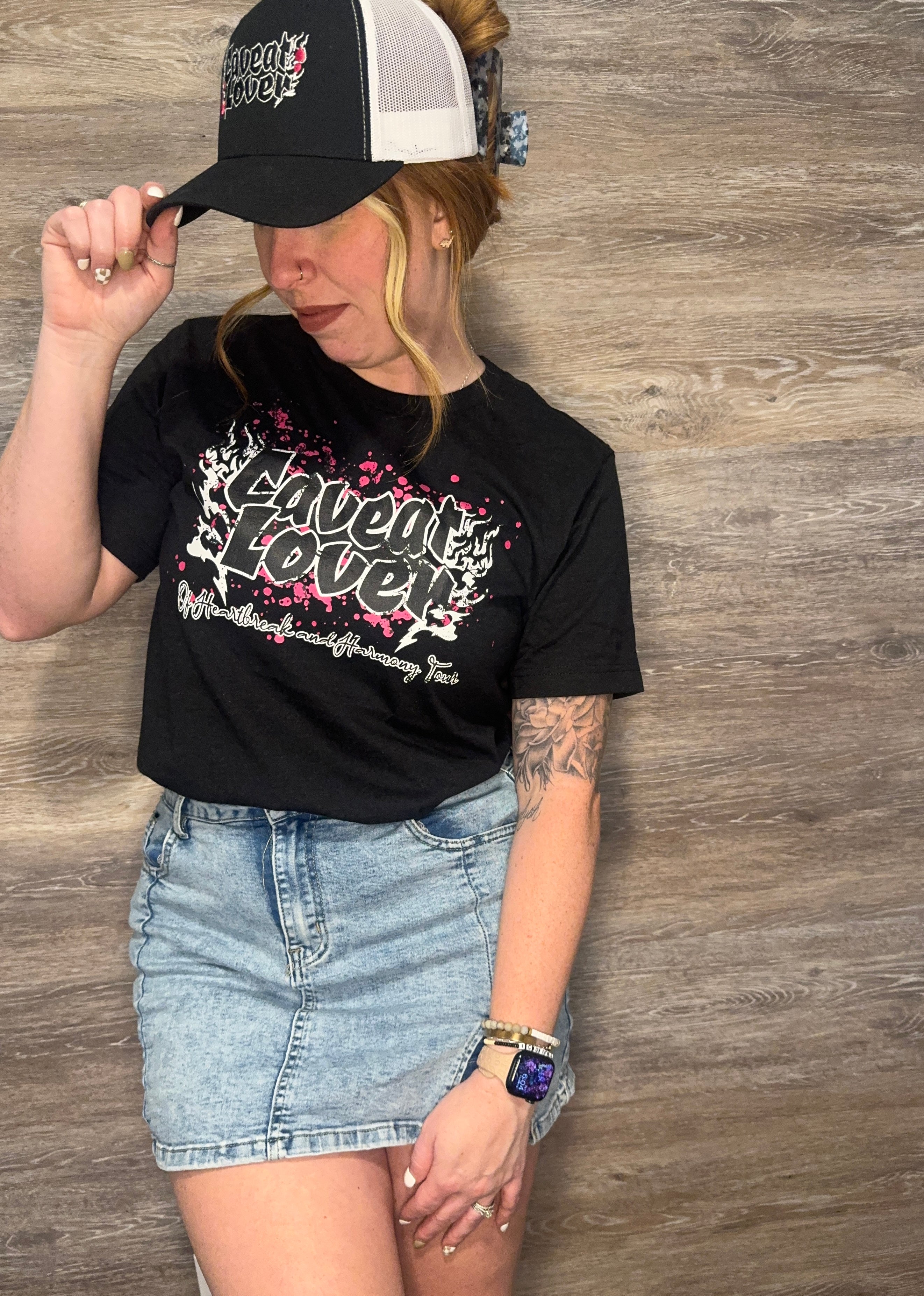 Caveat Lover Unisex T-Shirt – Novel Grounds