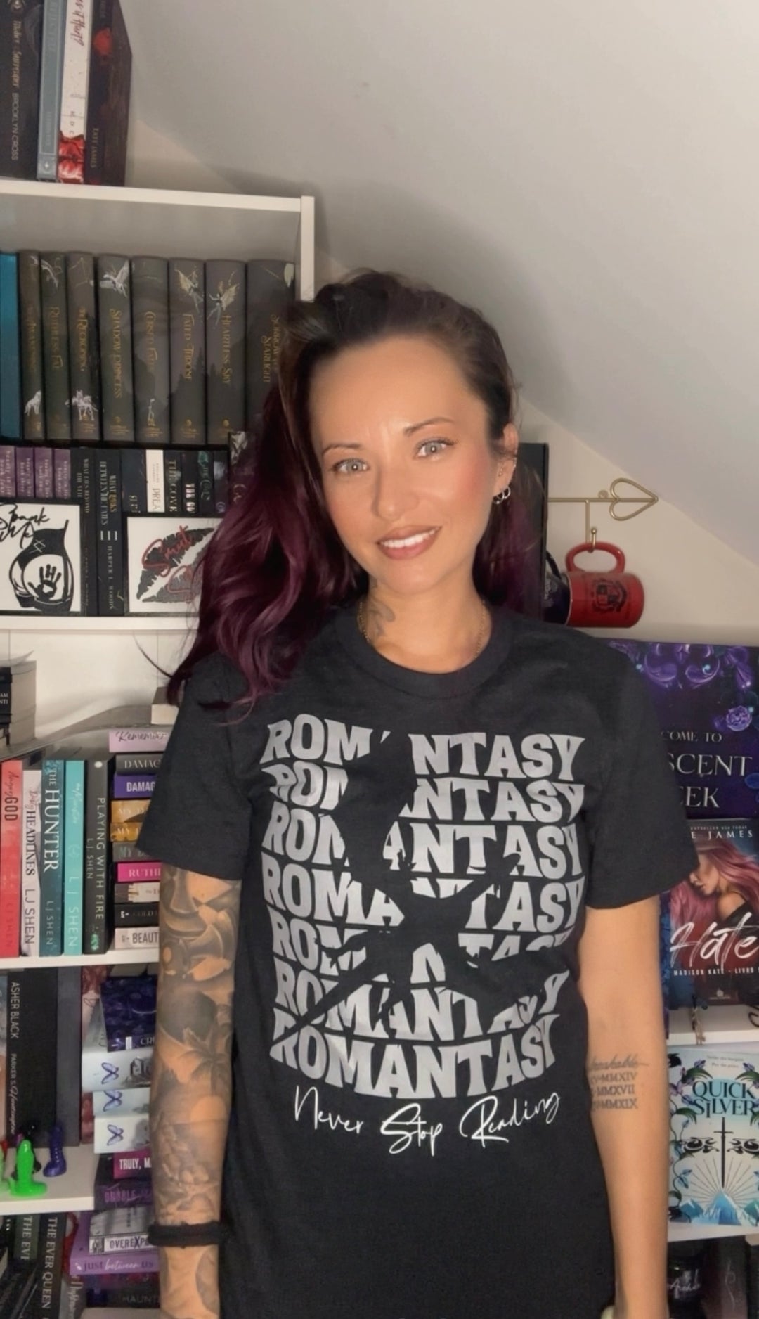 Romantasy Reader Repeat Unisex T-Shirt