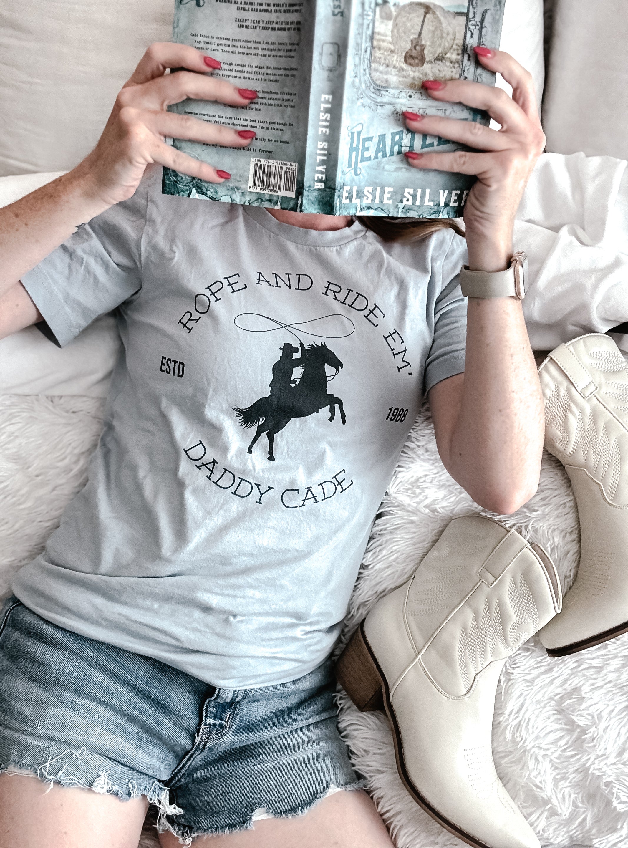 Elsie Silver - Daddy Cade Unisex T-Shirt – Novel Grounds