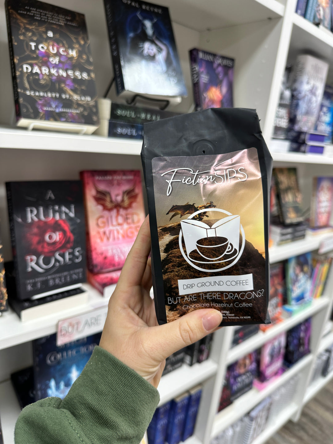Fiction Sips Dragones Café 12oz
