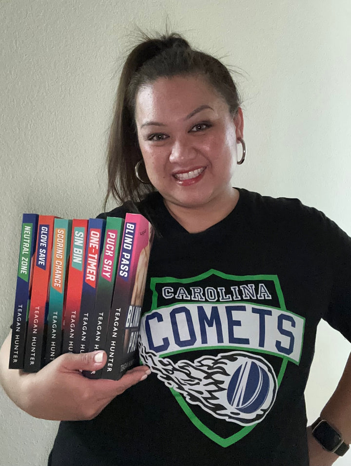 Teagan Hunter - Carolina Comets: Short-Sleeve Unisex T-Shirt - Novel Grounds