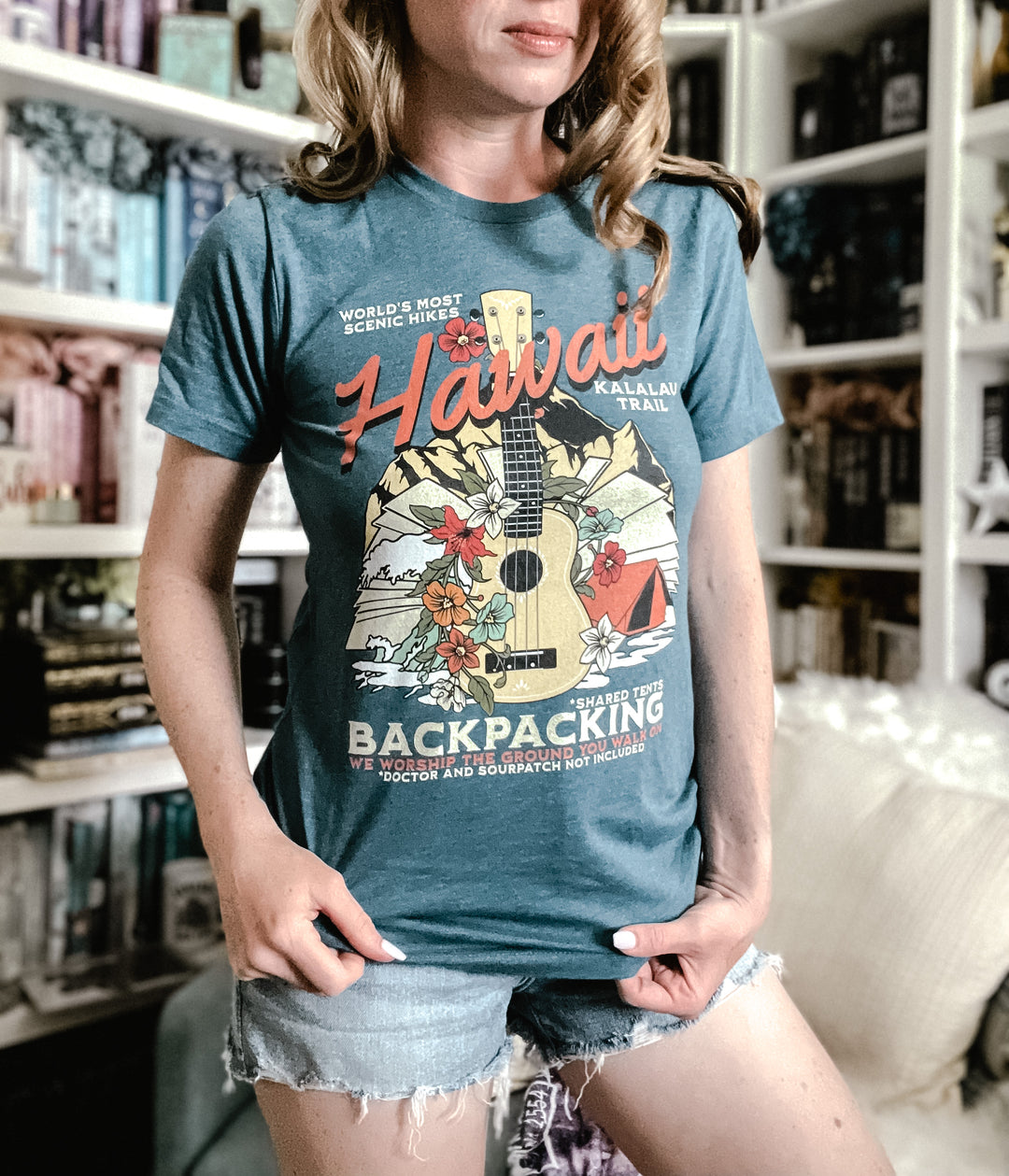 Elizabeth O'Roark -  Hawaii Hiking Tee Unisex t-shirt - Novel Grounds