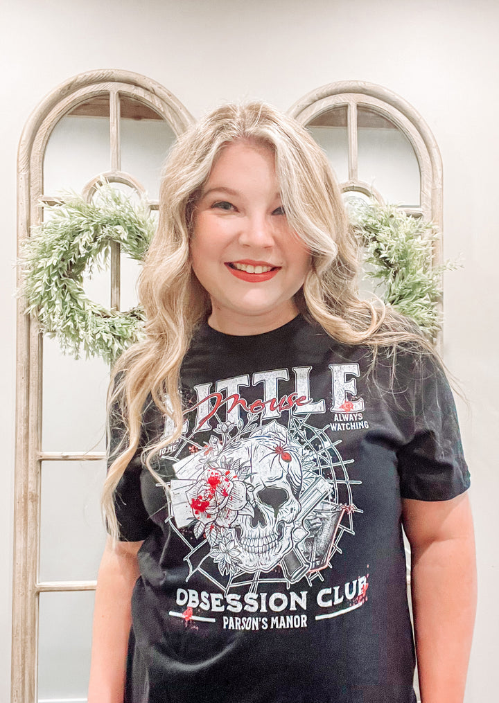 H.D. Carlton: Little Mouse Club Design Unisex t-shirt - Novel Grounds