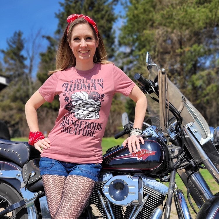 A Well Read Woman Short-sleeve unisex t-shirt - Novel Grounds