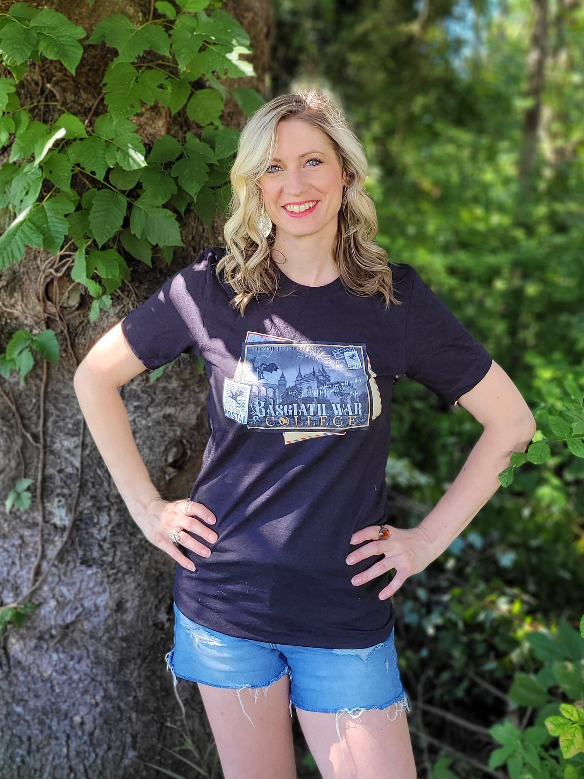 Rebecca Yarros Limited Edition Basgiath Fourth Wing Postcard Unisex T