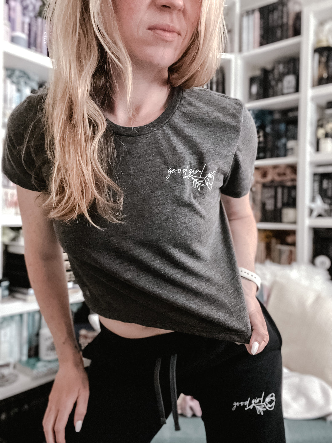 Camiseta corta bordada Good Girl