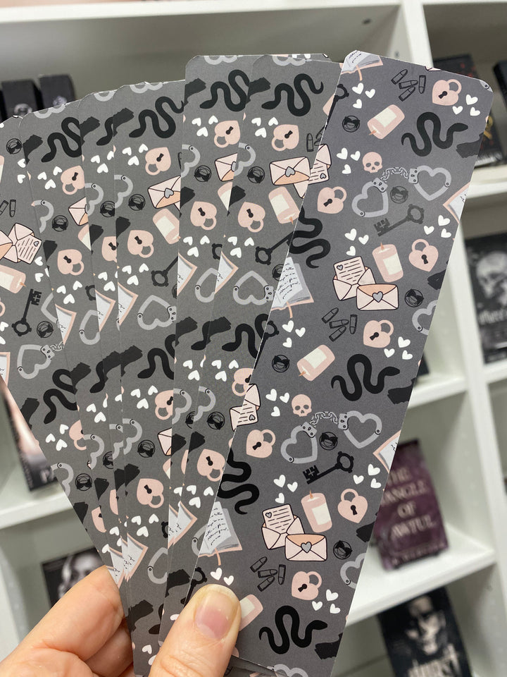 Novel Grounds® Dark Romance Bookmark