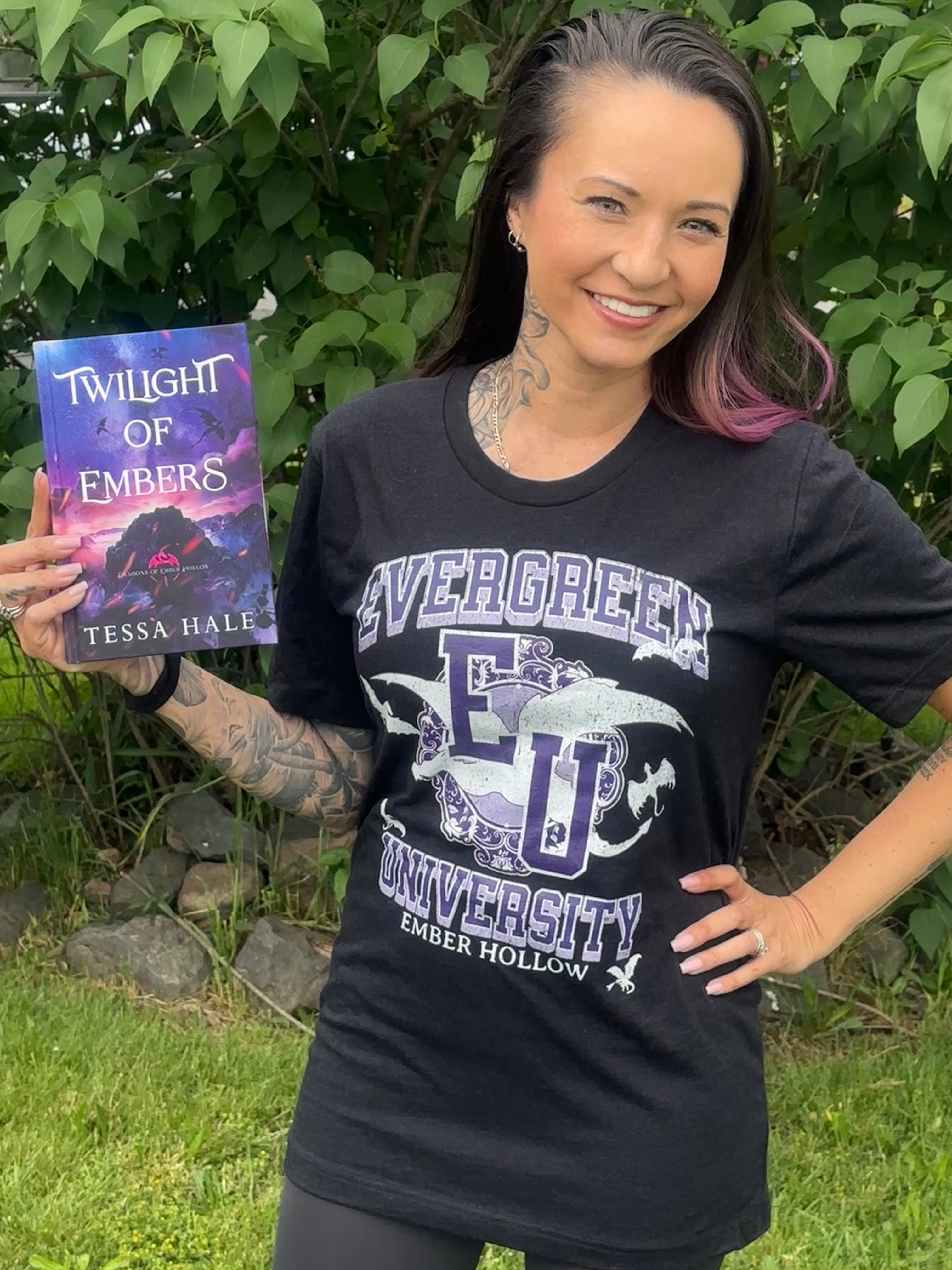 Evergreen University Unisex T-Shirt – Novel Grounds