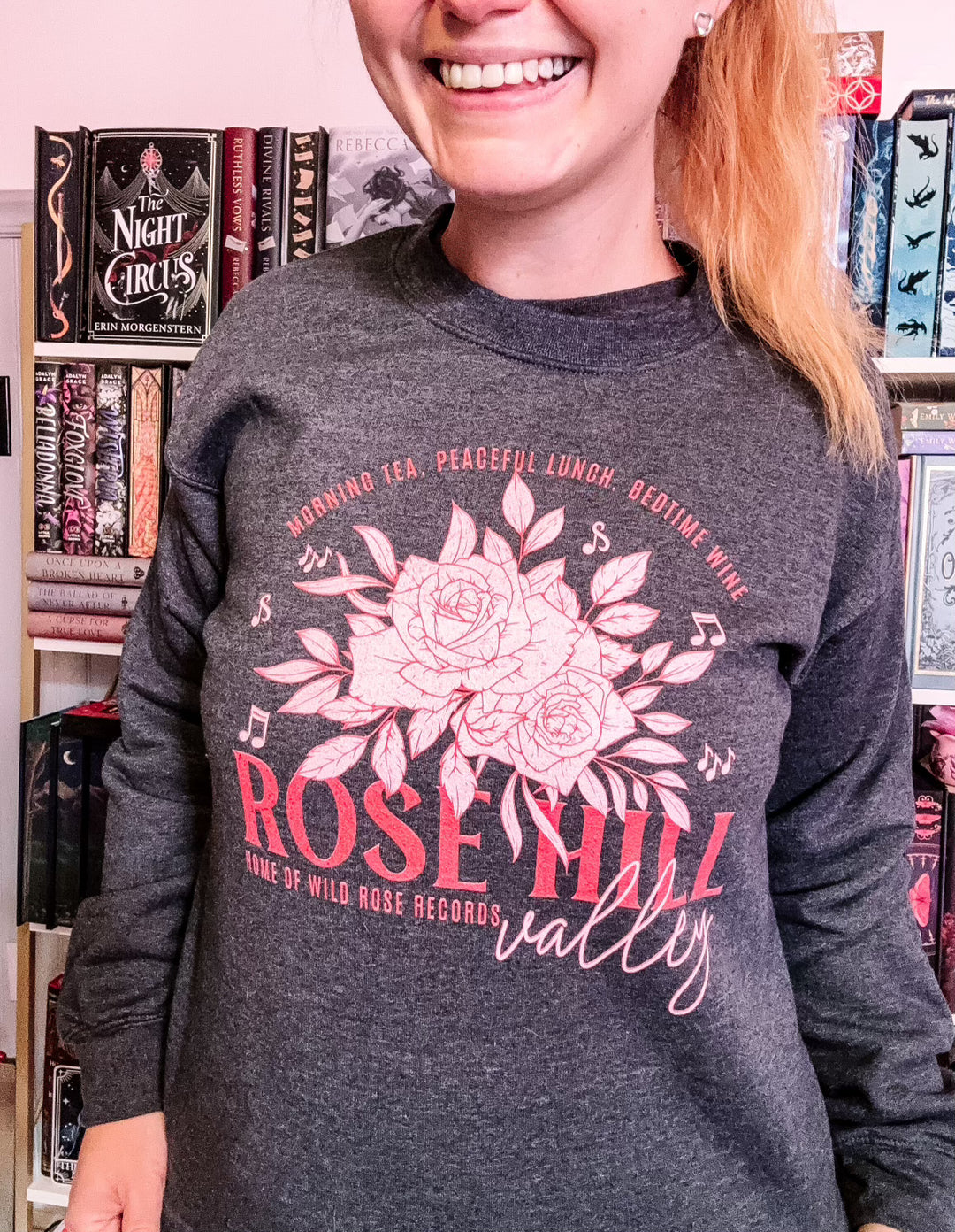 Elsie Silver - Rose Hill Valley Unisex Sweatshirt