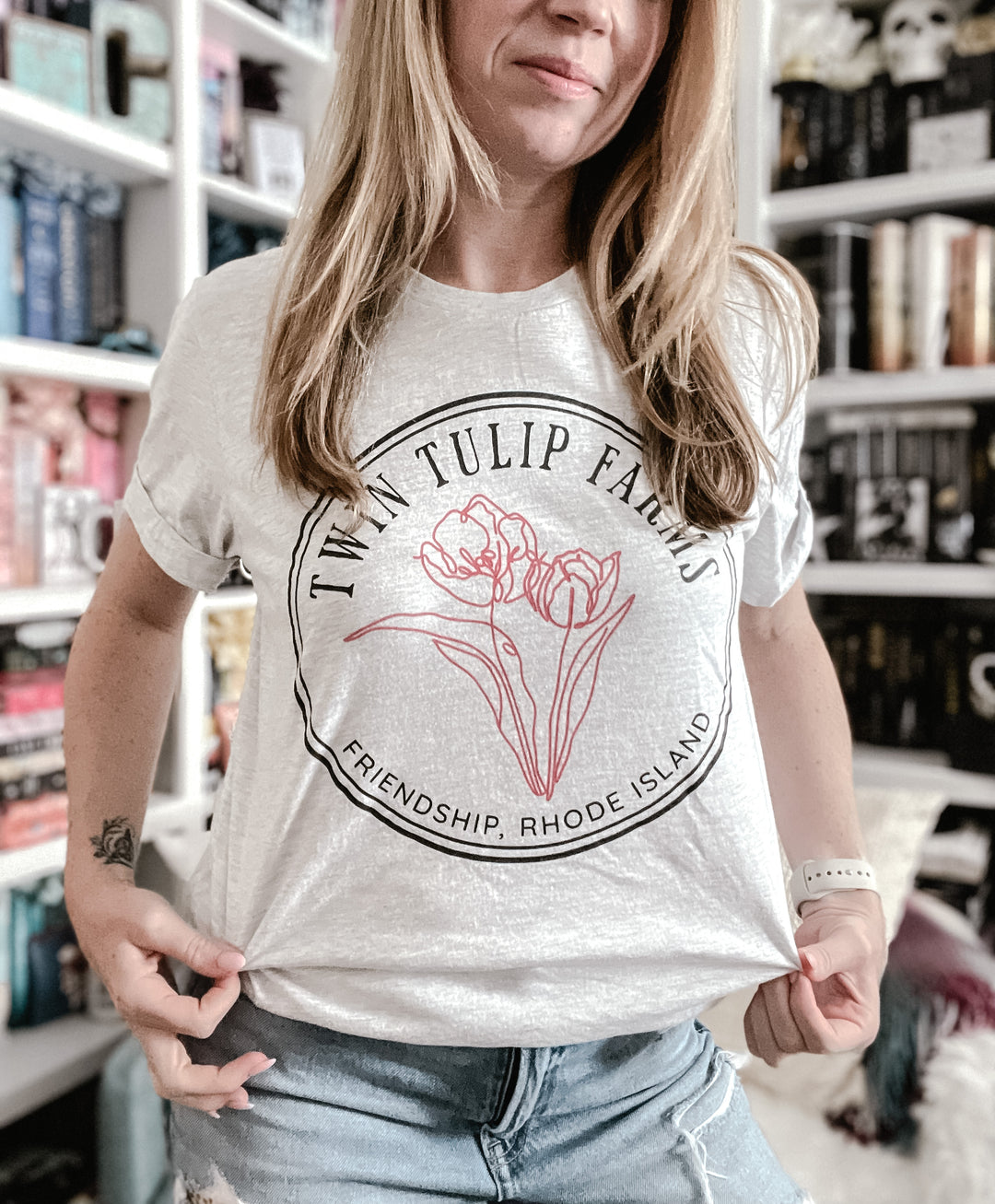 Kate Canterbary - Camiseta unisex Twin Tulip Farms