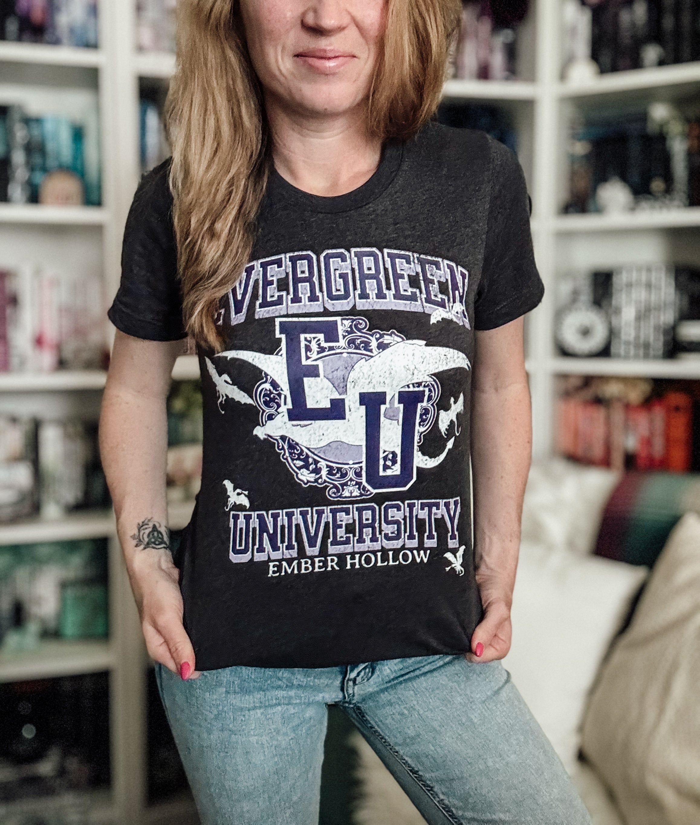 Evergreen University Unisex T-Shirt – Novel Grounds