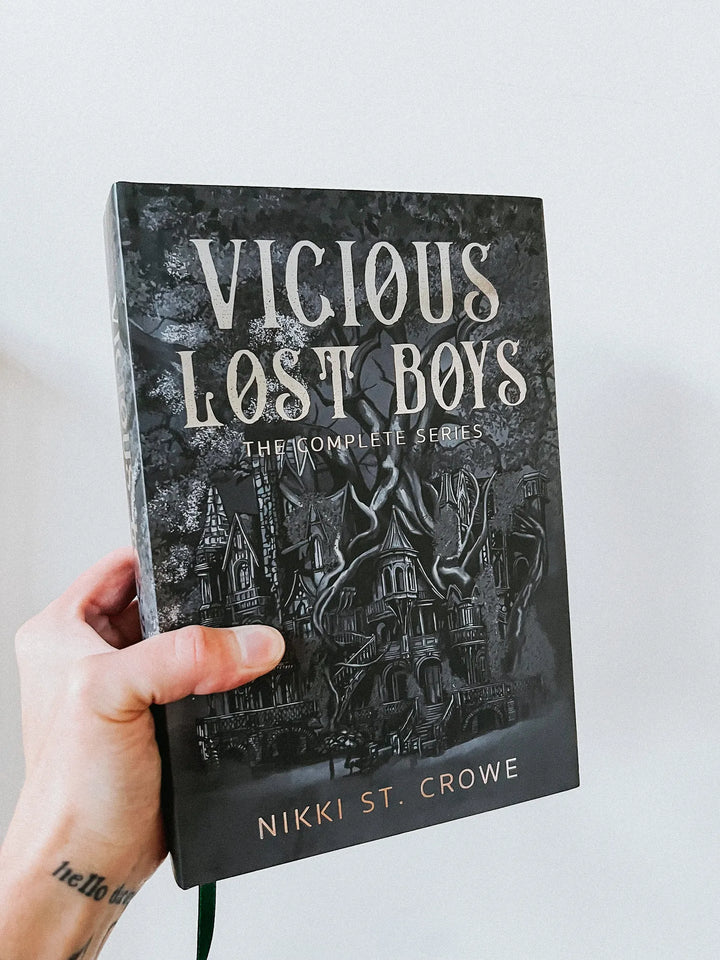 VLB Haunted Omnibus Edition - FINAL SALE