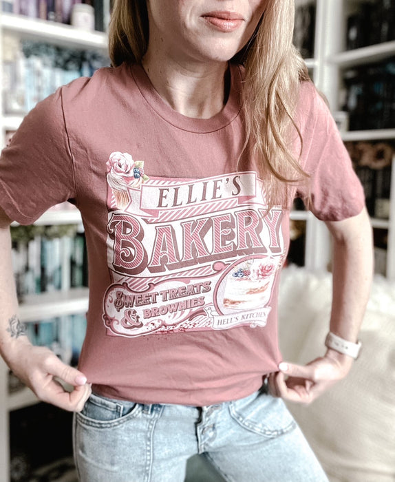 Serena Akeroyd: Ellie's Bakery Unisex t-shirt - Novel Grounds