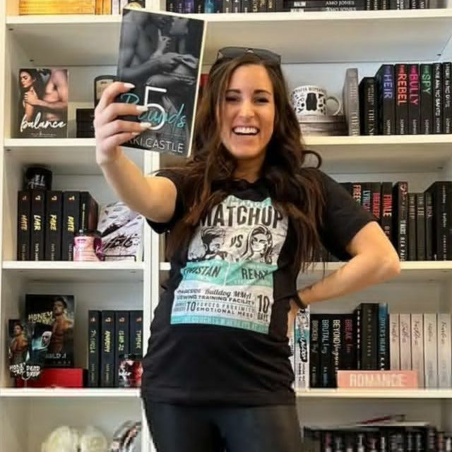 Nikki Castle: 5 Founds Fight  Unisex T-Shirt - Novel Grounds