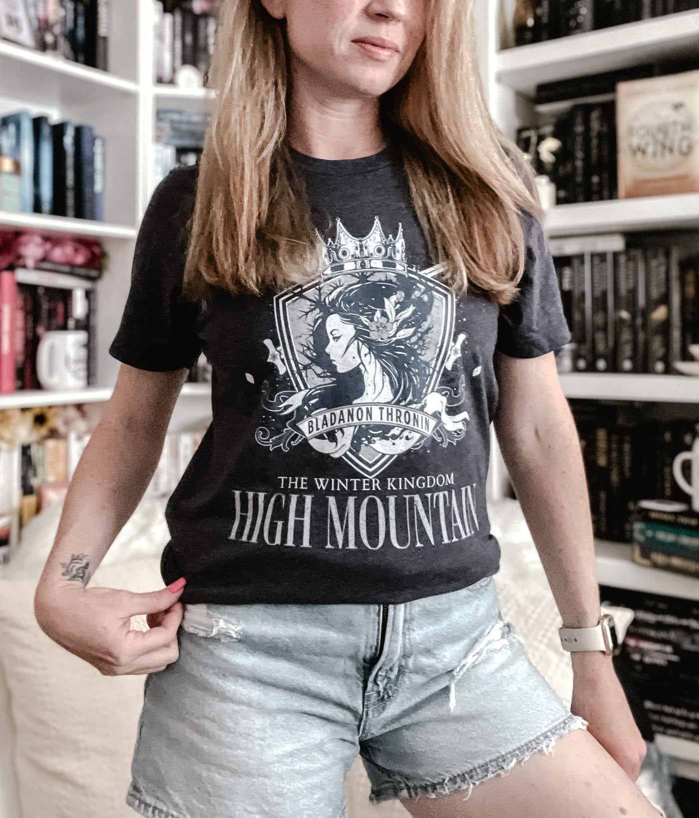 Lily Archer: Cautiva de Fae - Camiseta unisex de alta montaña