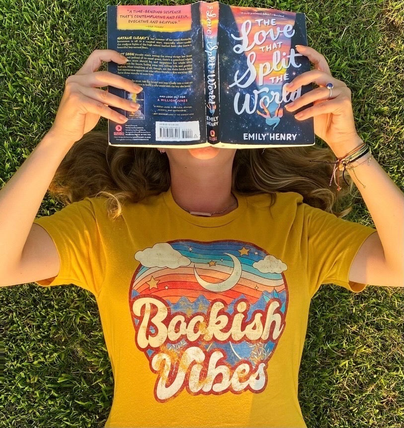 Bookish Vibes Unisex T-Shirt - Novel Grounds