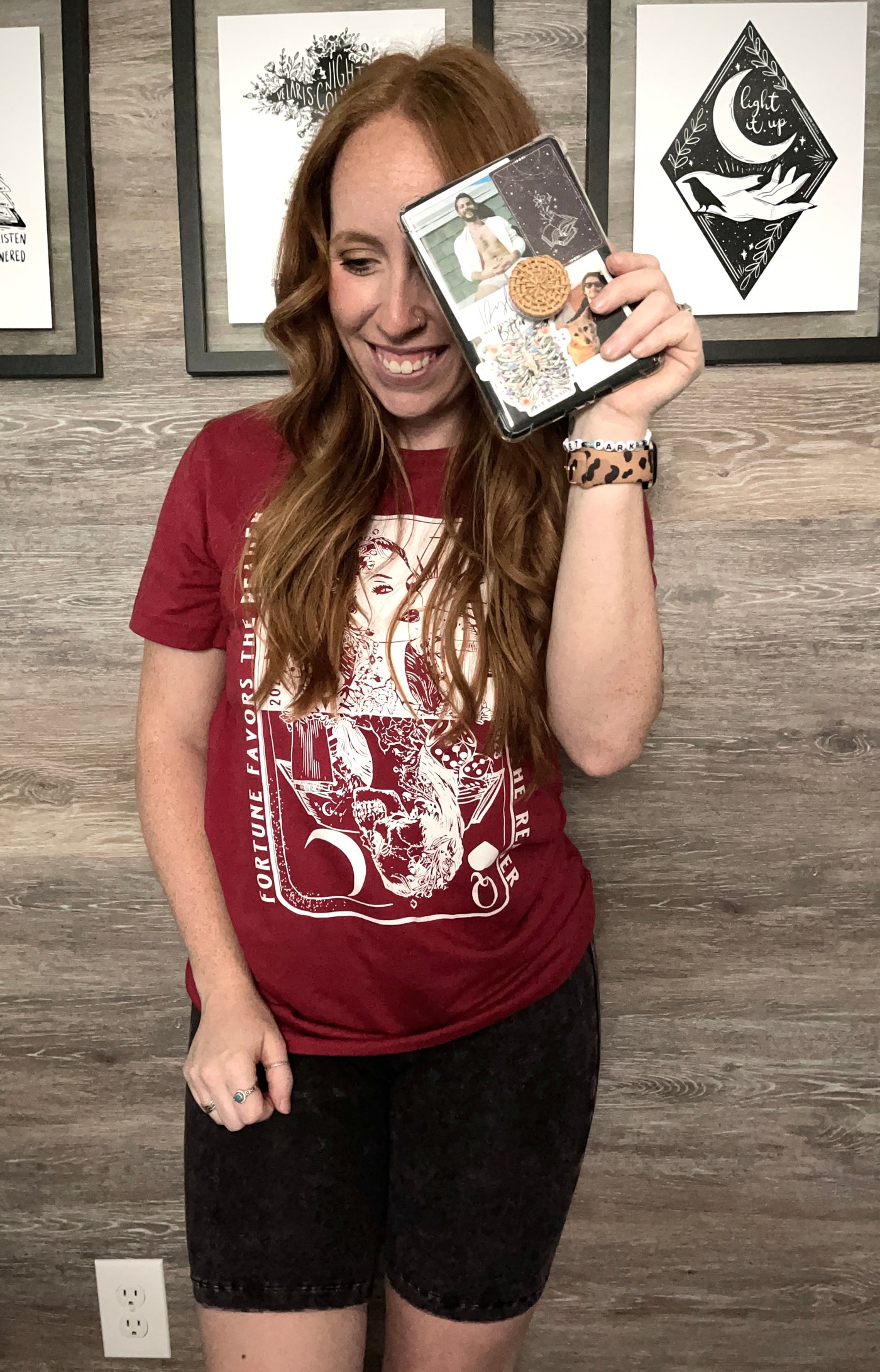 Fortune Favors The Reader Unisex t-shirt