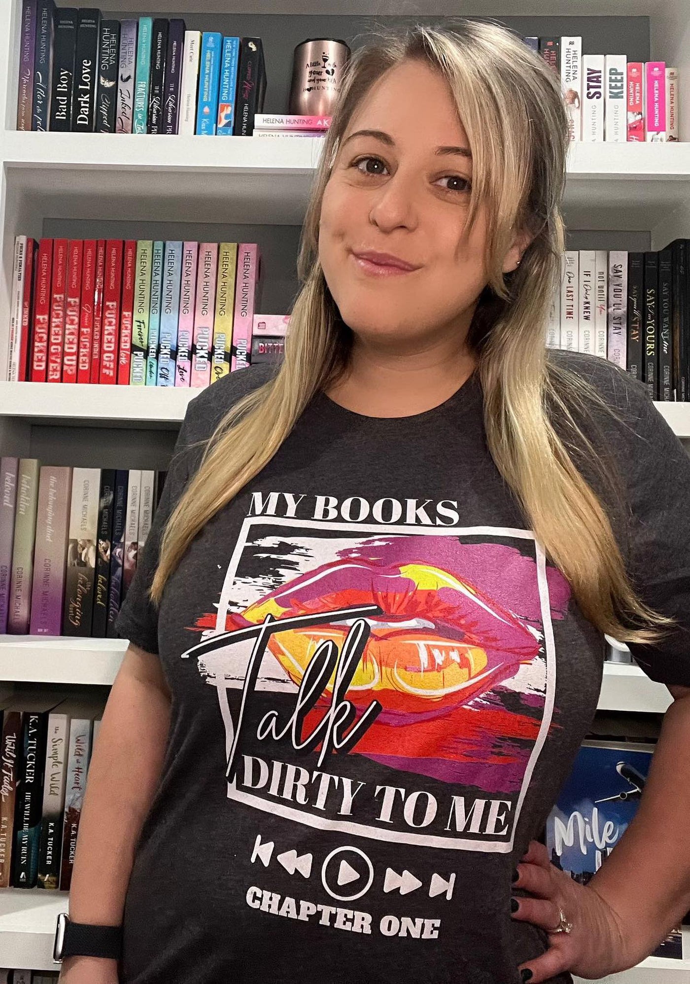 My Books Talk Dirty To Me: Lips Unisex t-shirt - Novel Grounds